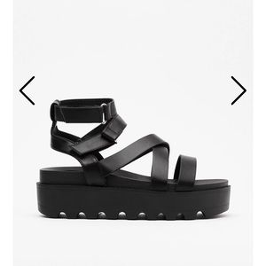 Platform sandals